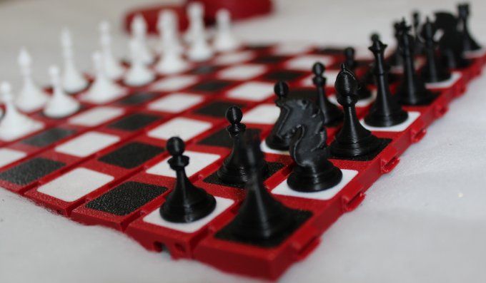 Jeu d'échec 3D enroulable - Plateau aimanté & pièces incluse